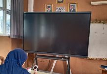 Smart Board Jadi Andalan, Disdikbud Bontang Dorong Pembelajaran Interaktif