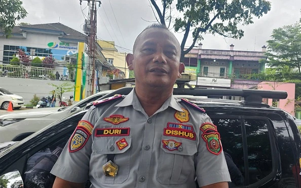 Dishub Samarinda Siap Sikat Parkir Liar, Ban Digembosi hingga Mobil Diderek