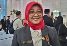Resmi Pimpin Diskominfo Kaltim, Ririn Sari Dewi Siap Perkuat Literasi Digital dan Kemitraan Media Resmi Pimpin Diskominfo Kaltim, Ririn Sari Dewi Siap Perkuat Literasi Digital dan Kemitraan Media